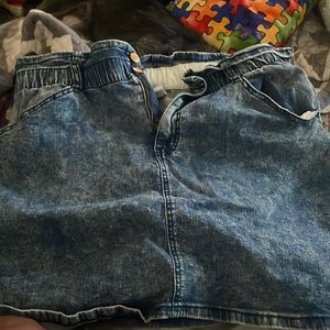 Mini Jean skirt